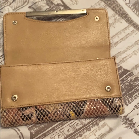 Wallet - Picture 3 of 5